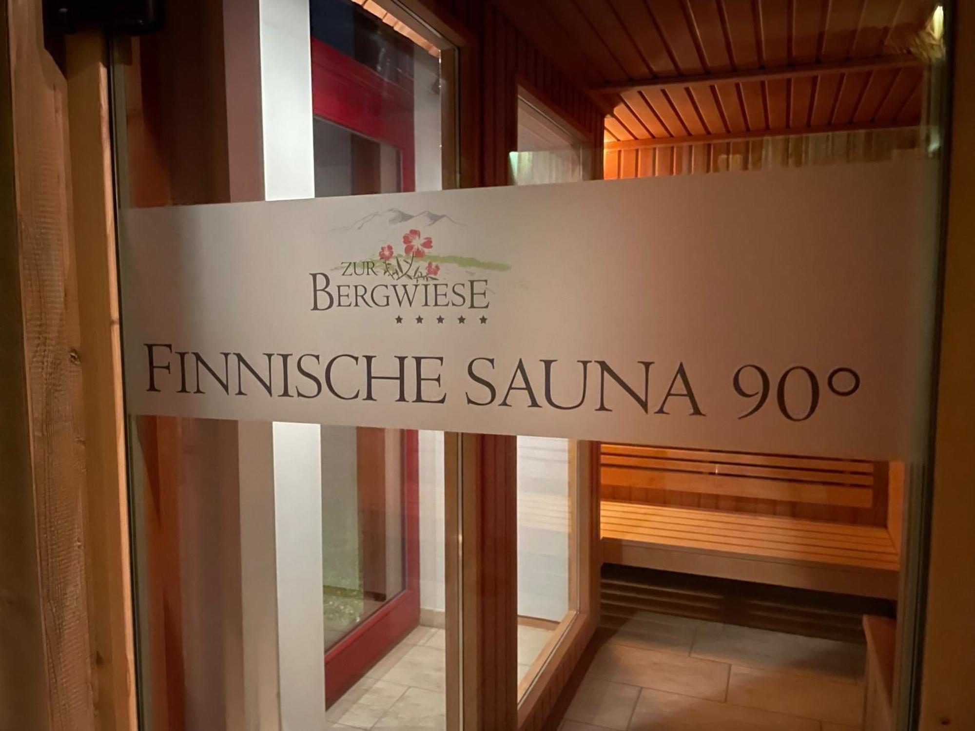 Zur Bergwiese 5 Sterne Appartementhaus Furstenau  Ruang foto